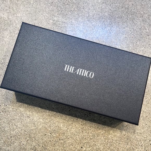 The Attico Vanessa Sunglasses- Never Worn! - Picture 7 of 9